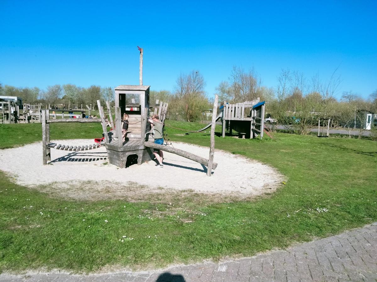 Bj Chalets - Robbengat 85 - Gezellige Chalet Op Vakantiepark Lauwersoog! Vroege Incheck! Met Airco! Εξωτερικό φωτογραφία